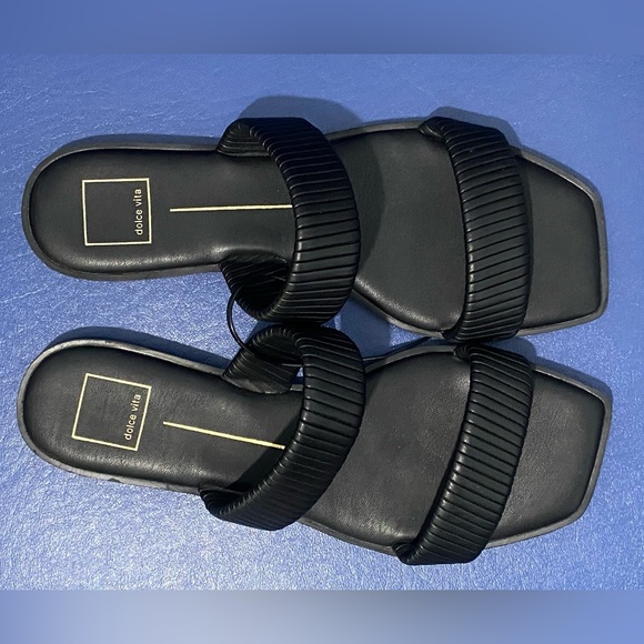 NWOT Dolce Vita Ilize black sandal, Size 10 - Picture 4 of 15